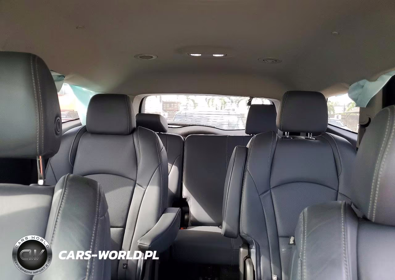 2019 Buick Enclave Essence VIN:5GAERBKWXKJ235206 - 10