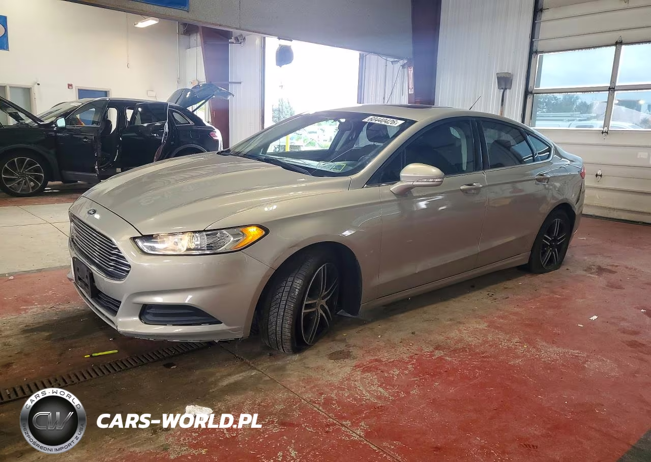 2015 Ford Fusion Se – zdjęcie 1 z 12