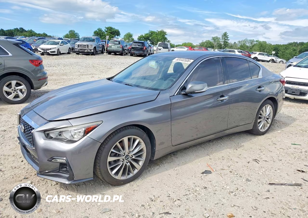 INFINITI Q50 – zdjęcie 1 z 12