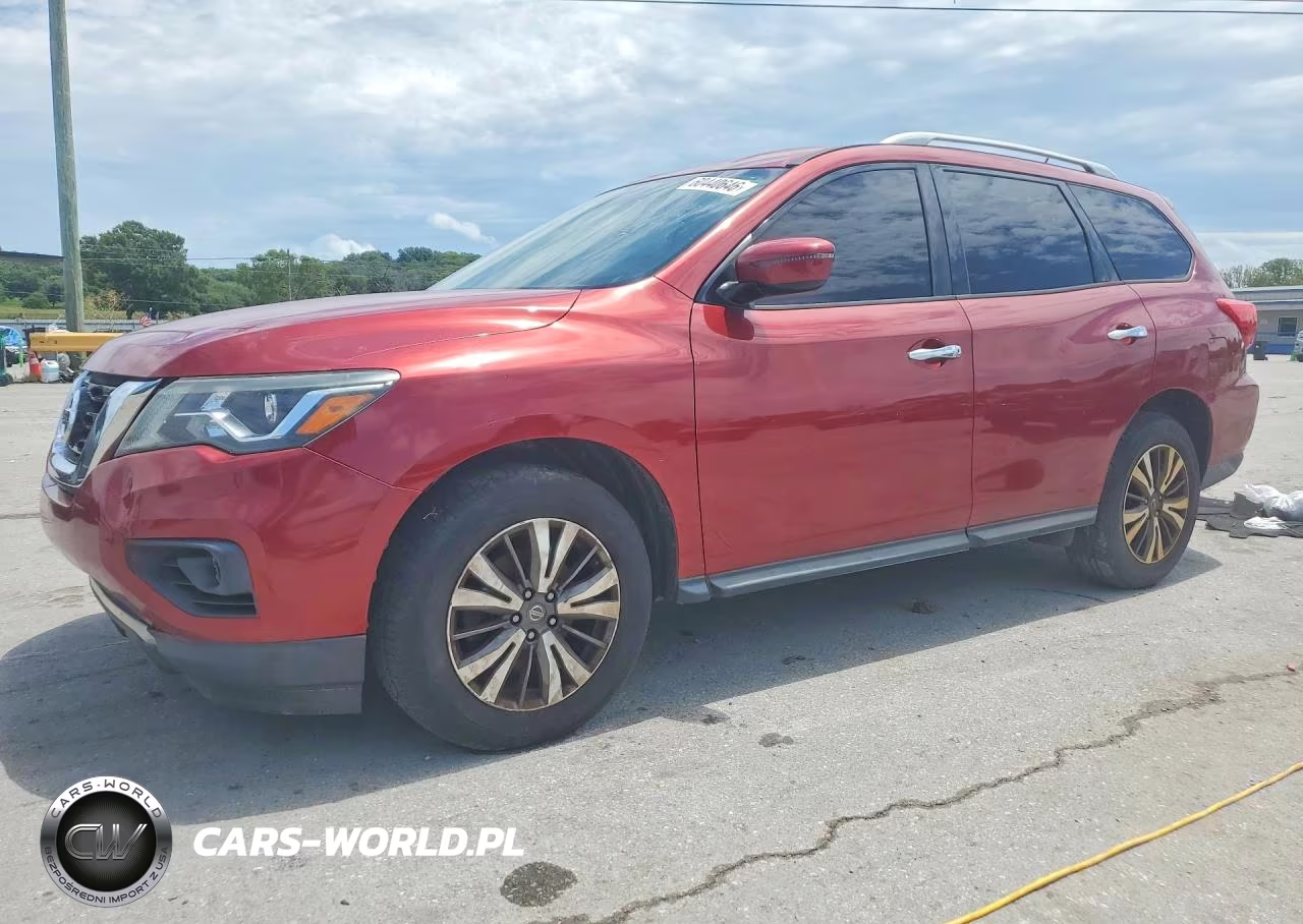 2017 Nissan Pathfinder Sv