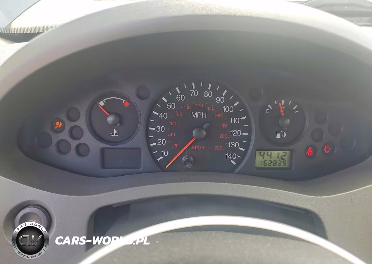 2005 Ford Focus Zx4 VIN:1FAFP34N85W206822 - 9