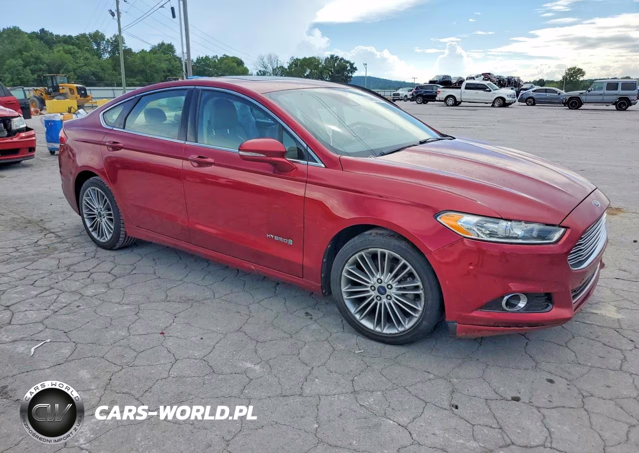 2013 Ford Fusion Se Hybrid VIN:3FA6P0LU9DR317632 - 4