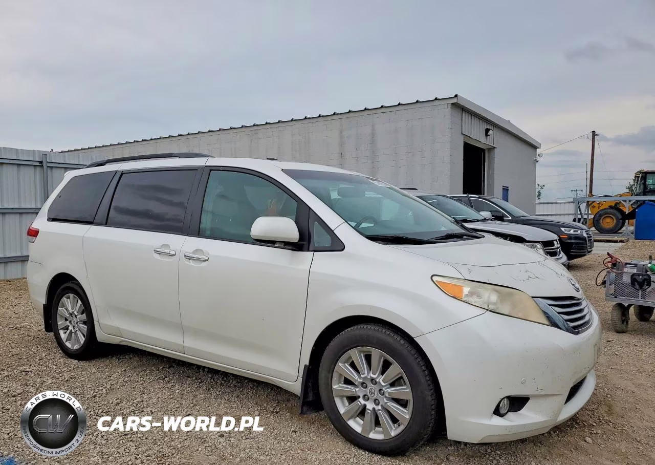 2011 Toyota Sienna Limited 7-Passenger VIN:5TDDK3DC4BS004358 - 4