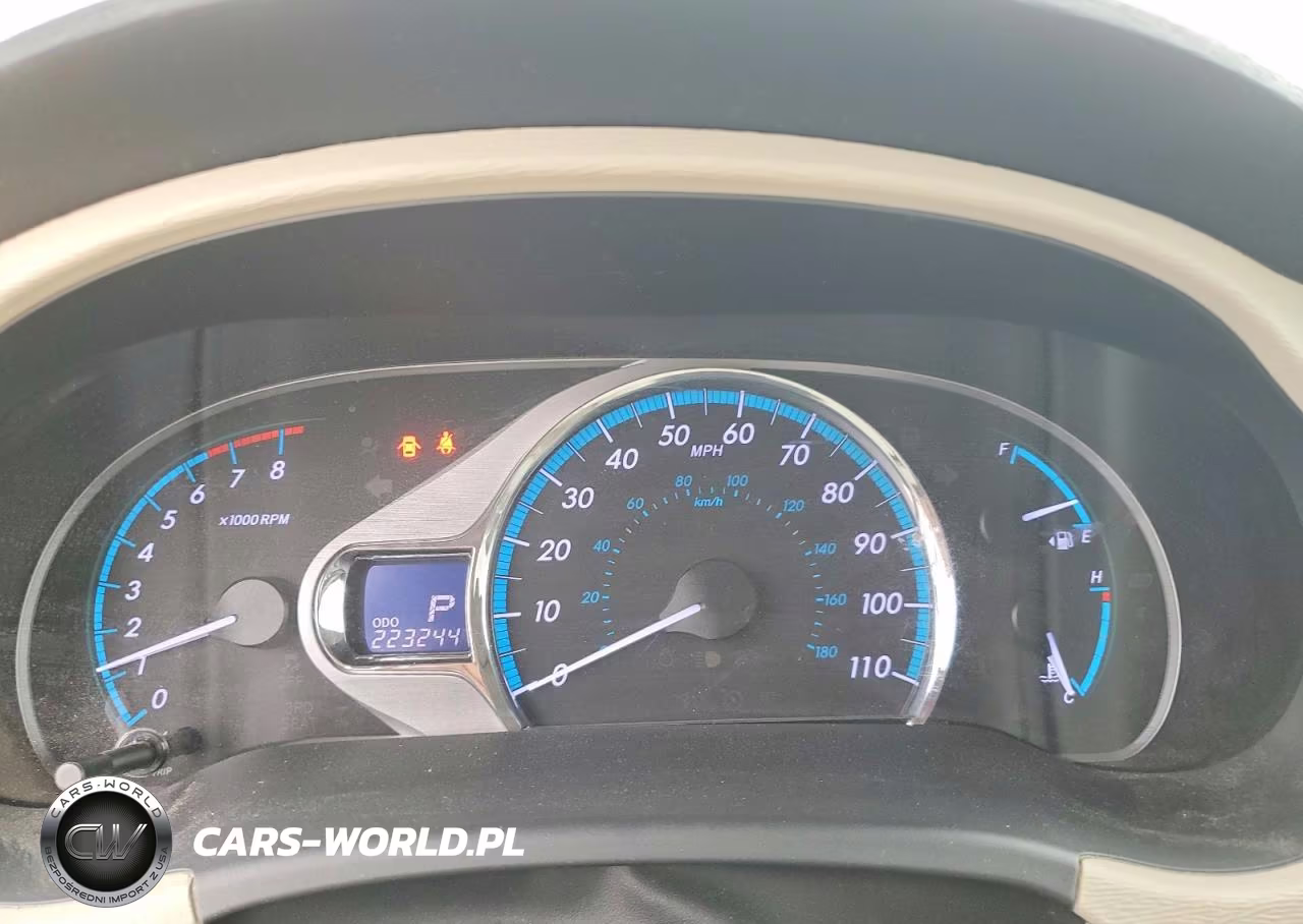 2011 Toyota Sienna Limited 7-Passenger VIN:5TDDK3DC4BS004358 - 9