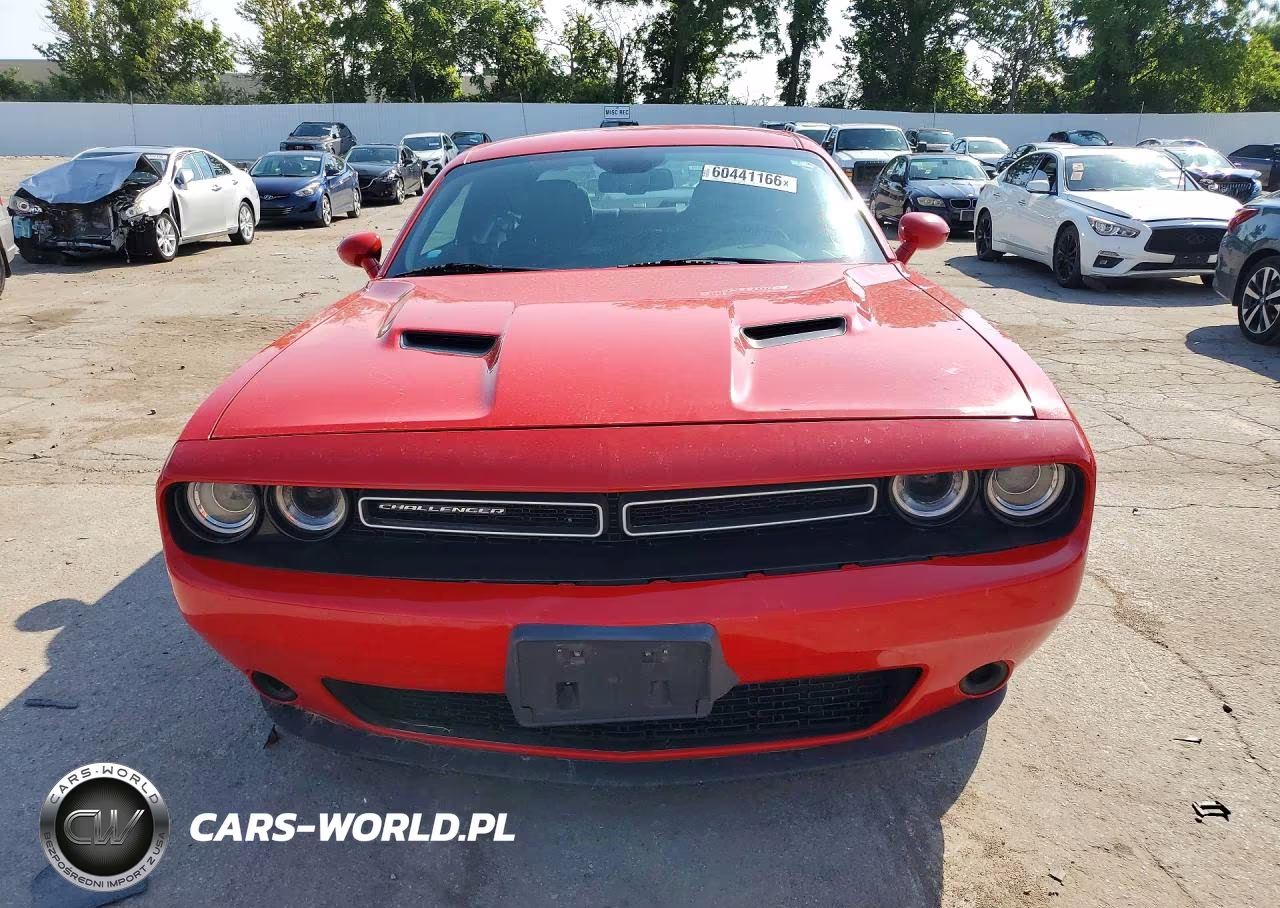 2015 Dodge Challenger Sxt VIN:2C3CDZAG8FH740146 - 5