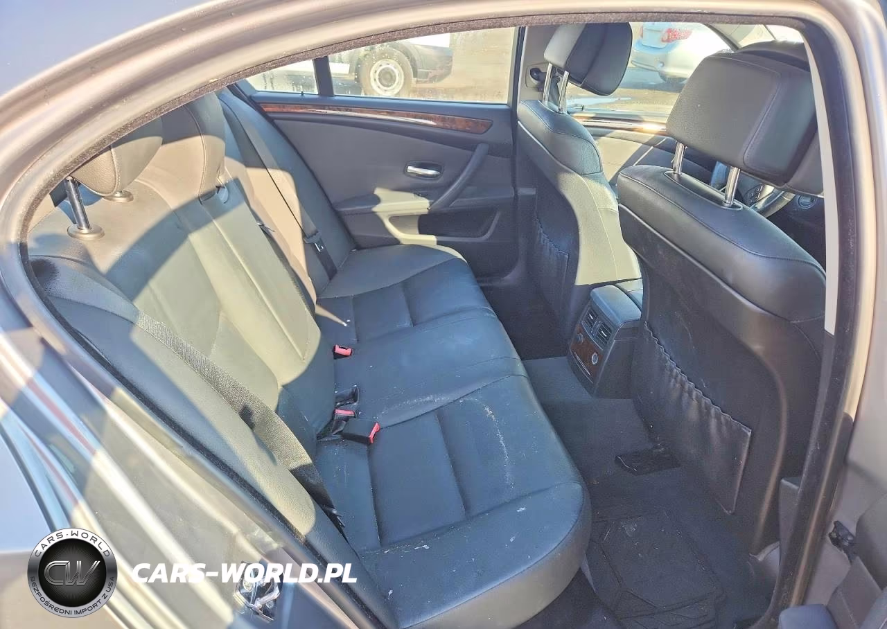 2010 BMW 528 Xi VIN:WBANV1C52AC156560 - 10