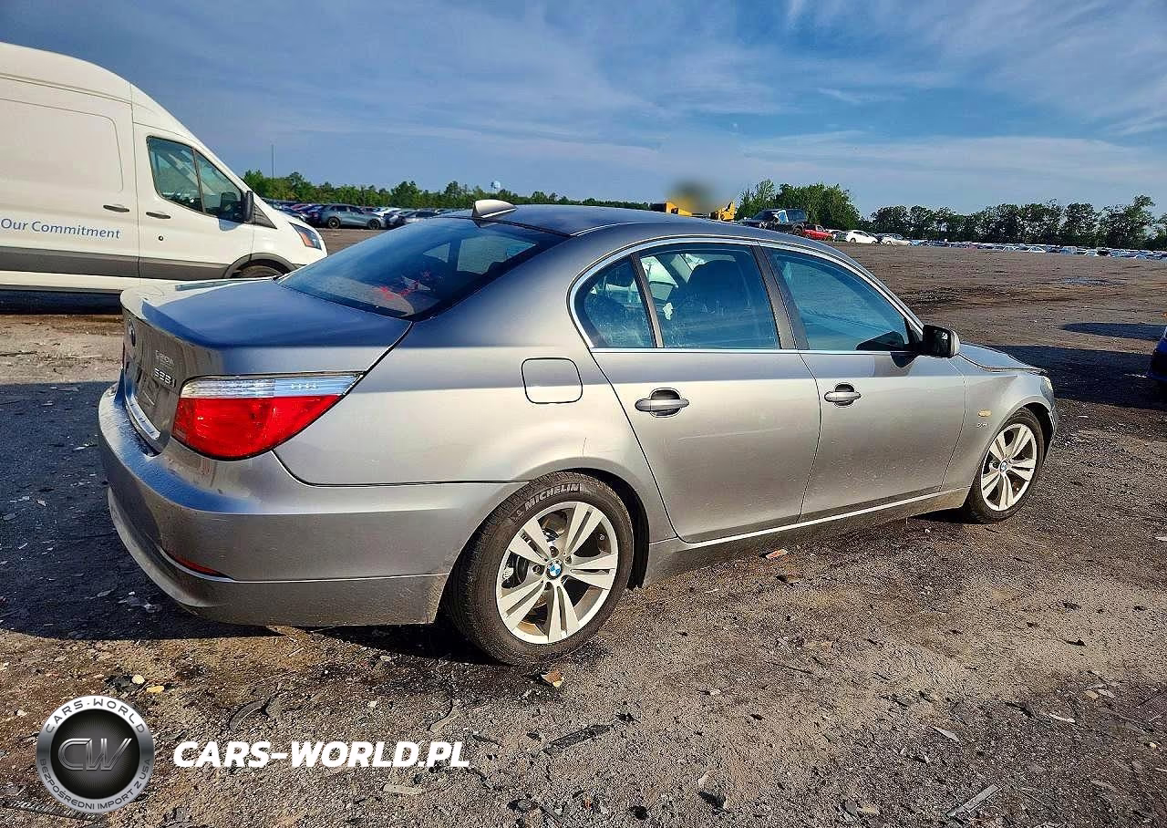 2010 BMW 528 Xi VIN:WBANV1C52AC156560 - 3