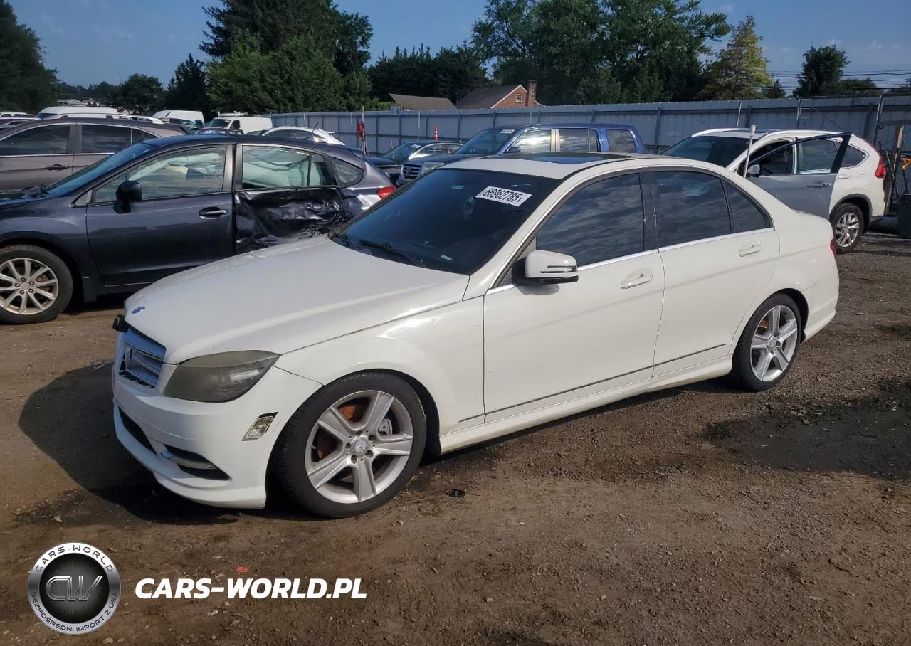 2011 Mercedes-Benz C 300 4Matic – zdjęcie 1 z 12