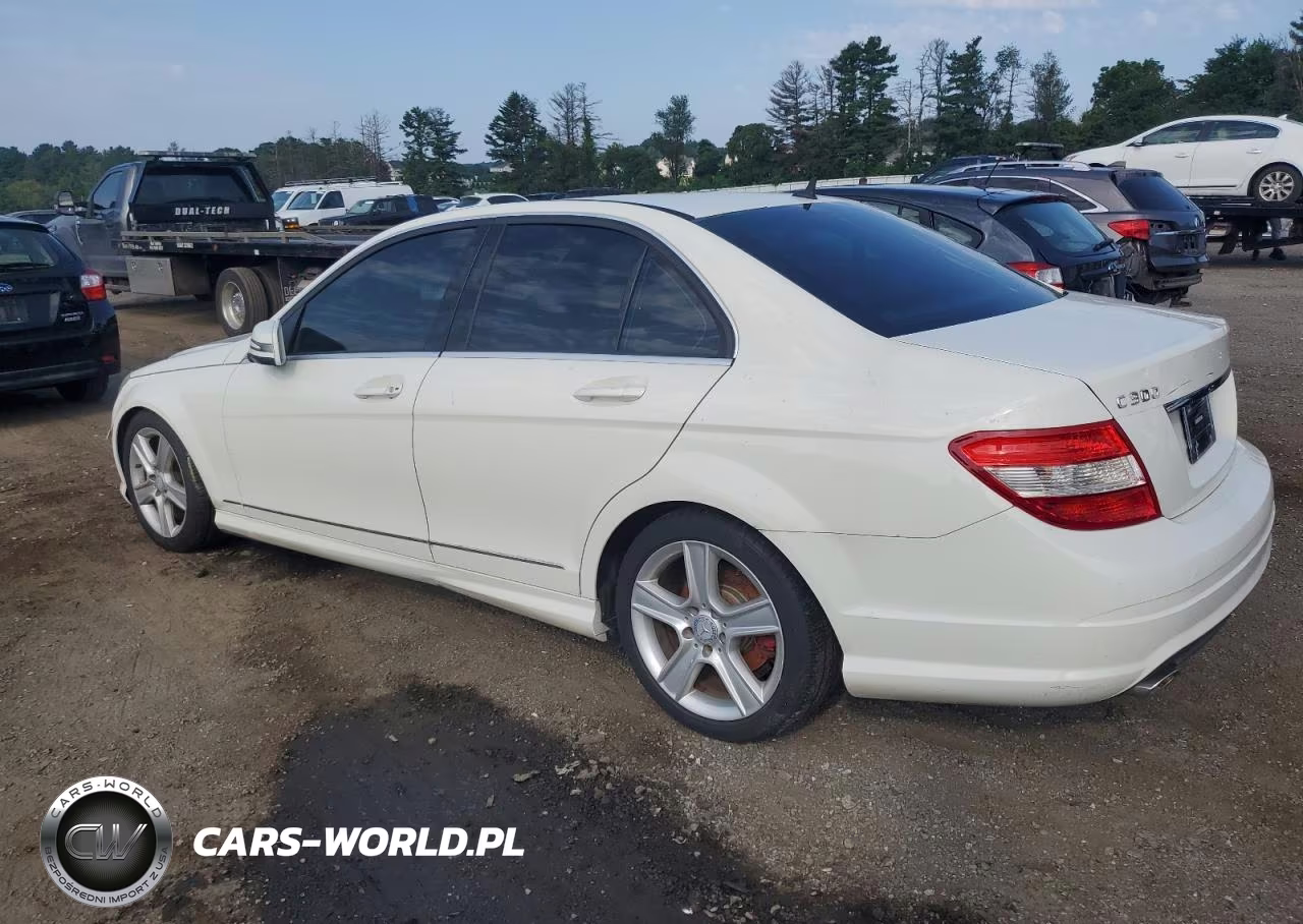 2011 Mercedes-Benz C 300 4Matic VIN:WDDGF8BB8BR133913 - 2
