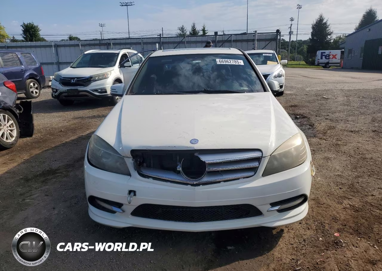 2011 Mercedes-Benz C 300 4Matic VIN:WDDGF8BB8BR133913 - 5