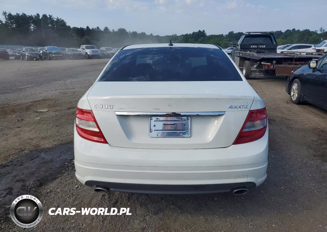 2011 Mercedes-Benz C 300 4Matic VIN:WDDGF8BB8BR133913 - 6