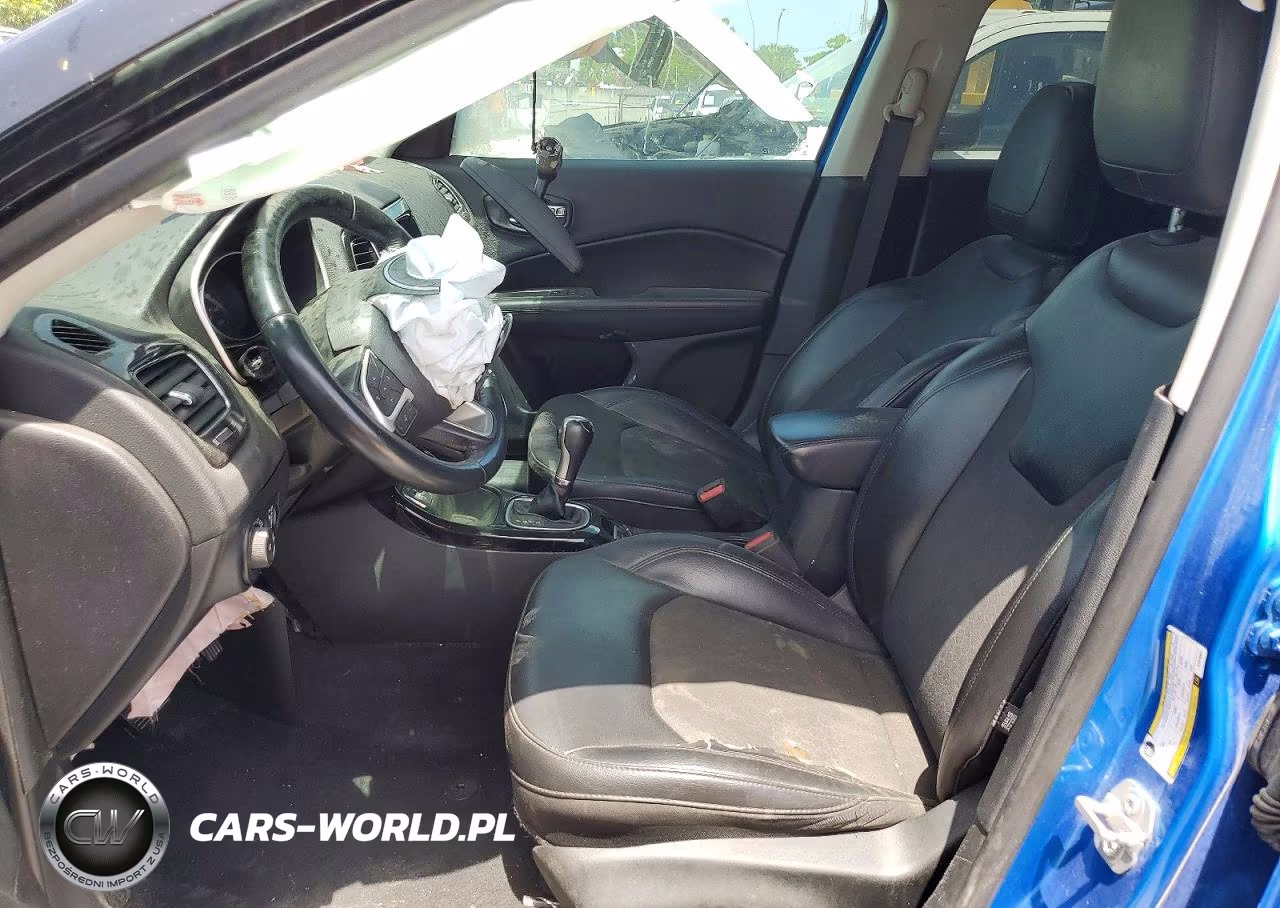 2019 Jeep Compass Latitude VIN:3C4NJCBB4KT676847 - 7