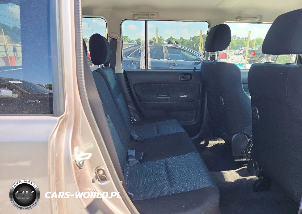 2006 Toyota Scion Xb VIN:JTLKT324X64064201 - 10