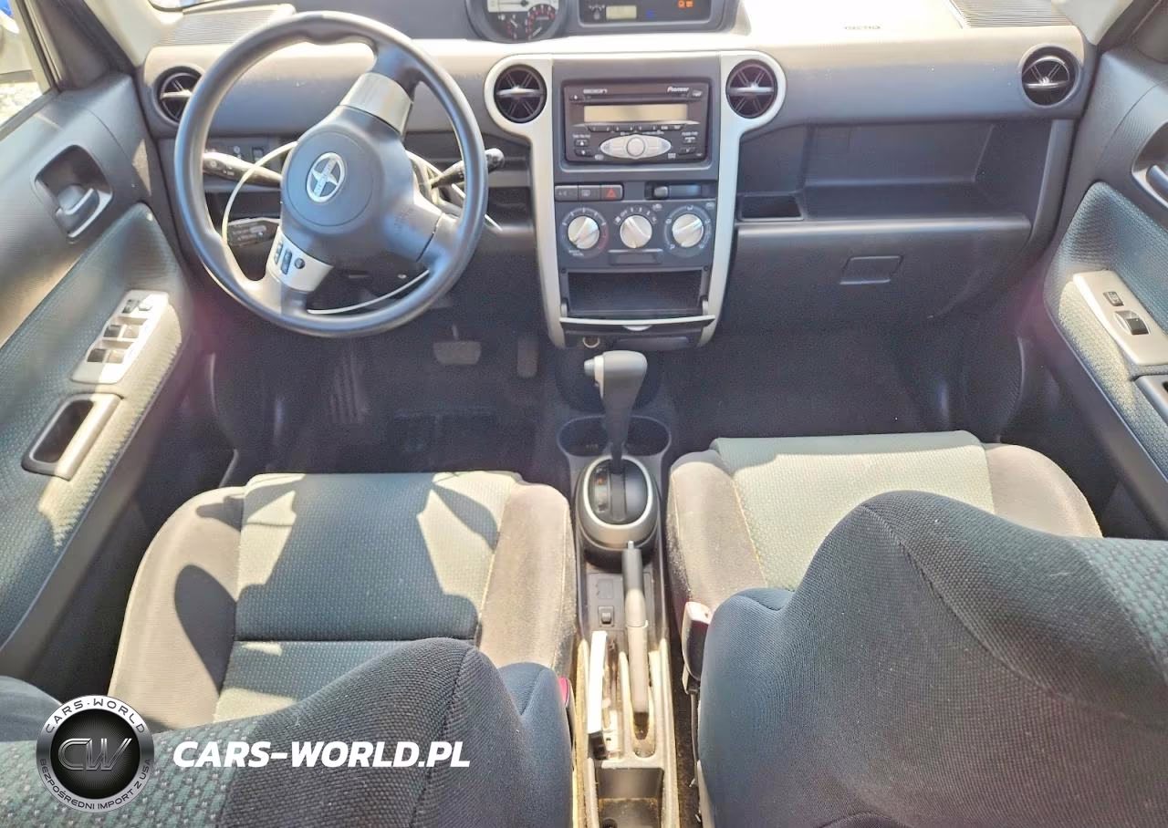2006 Toyota Scion Xb VIN:JTLKT324X64064201 - 8