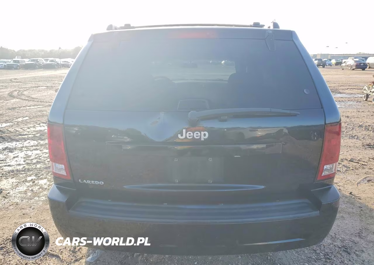 2010 Jeep Grand Cherokee Laredo VIN:1J4PS4GK8AC101143 - 6