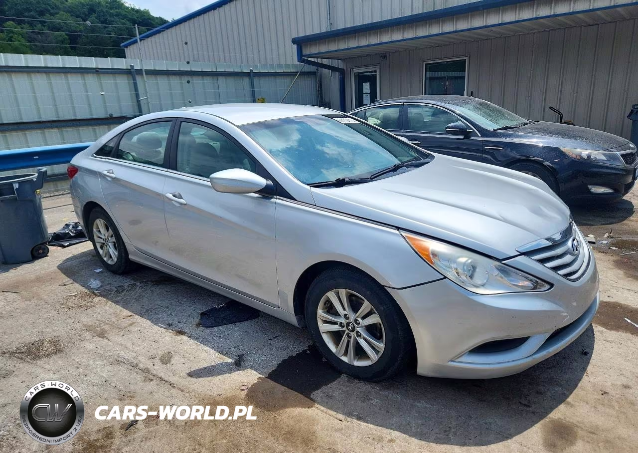 2013 Hyundai Sonata Gls VIN:5NPEB4AC1DH694237 - 4