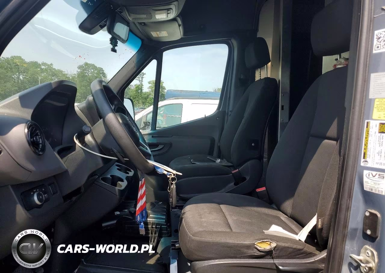 2019 Mercedes-Benz Sprinter 2500-3500 Delivery Van VIN:WD4PF0CD1KP099276 - 7