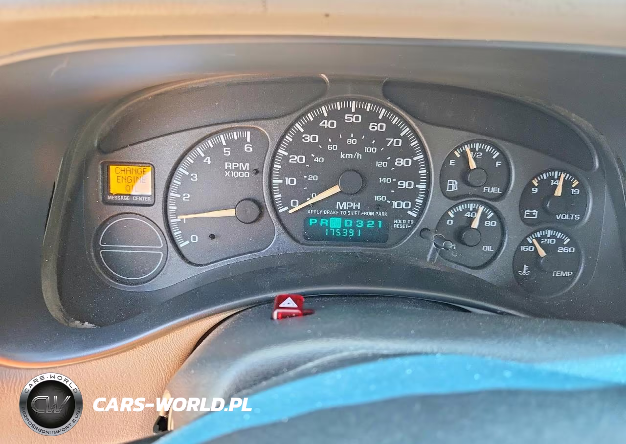 2001 Chevrolet Suburban K1500 VIN:3GNFK16T41G275905 - 9