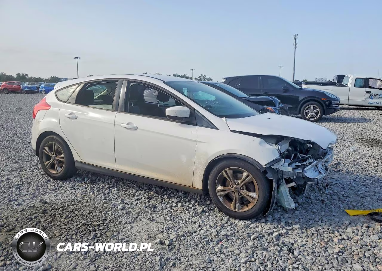 2012 Ford Focus Se VIN:1FAHP3K21CL310665 - 4