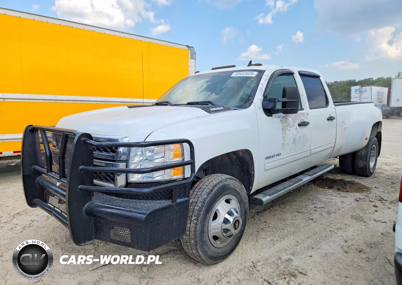 2011 Chevrolet Silverado K3500 Lt – zdjęcie 1 z 12