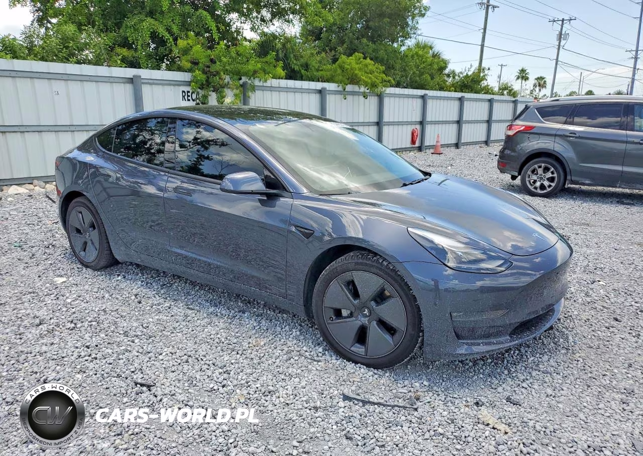 2021 Tesla Model 3 VIN:5YJ3E1EB4MF919120 - 4