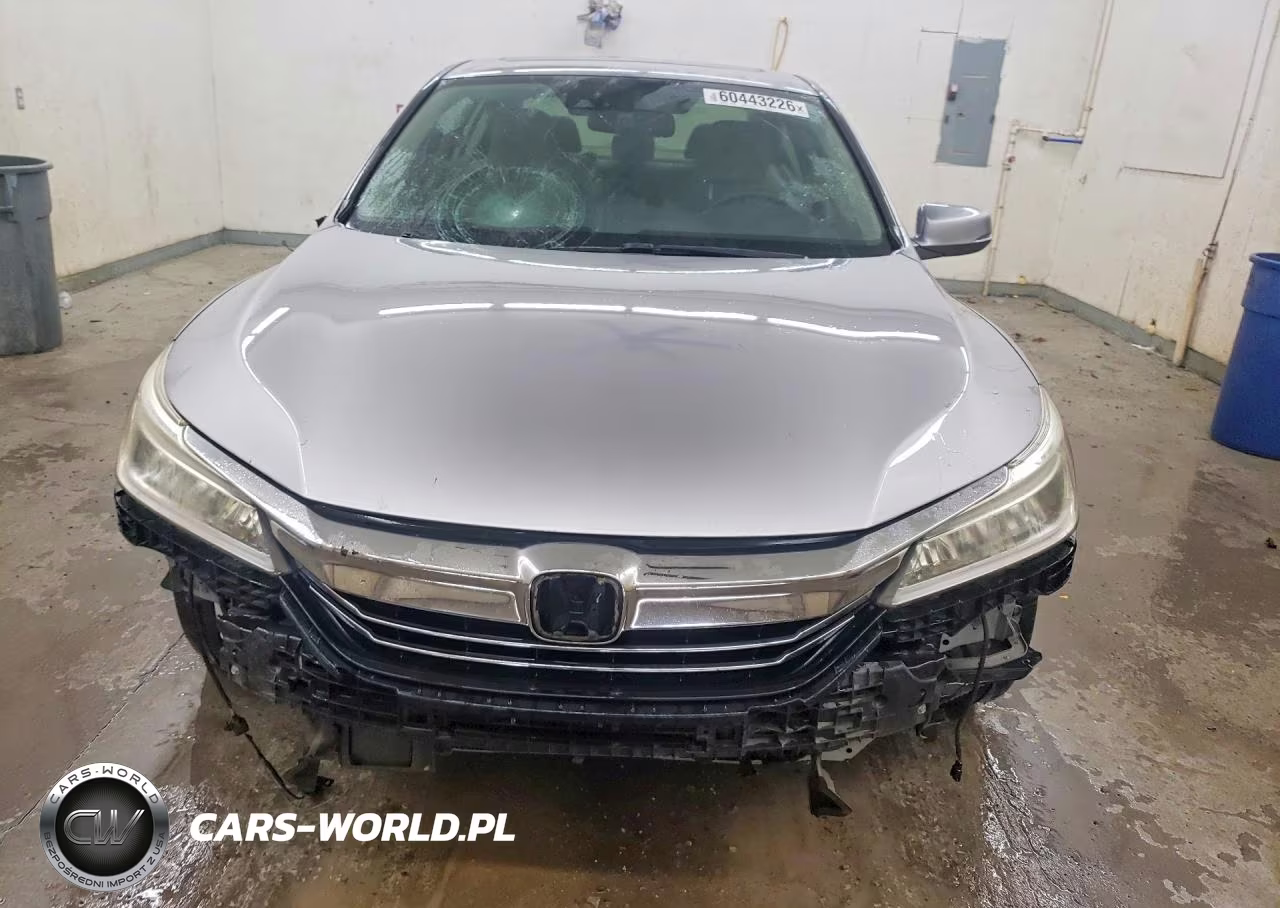 2017 Honda Accord Touring Hybrid VIN:JHMCR6F74HC028015 - 5