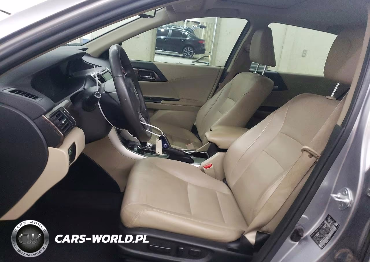 2017 Honda Accord Touring Hybrid VIN:JHMCR6F74HC028015 - 7