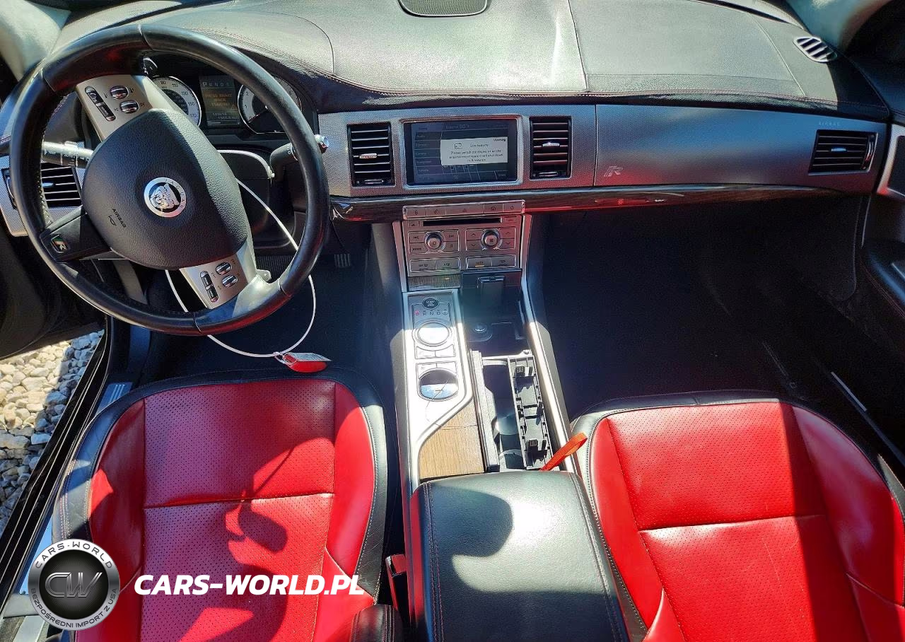 2010 Jaguar Xf R VIN:SAJWA0JC7AMR63778 - 8
