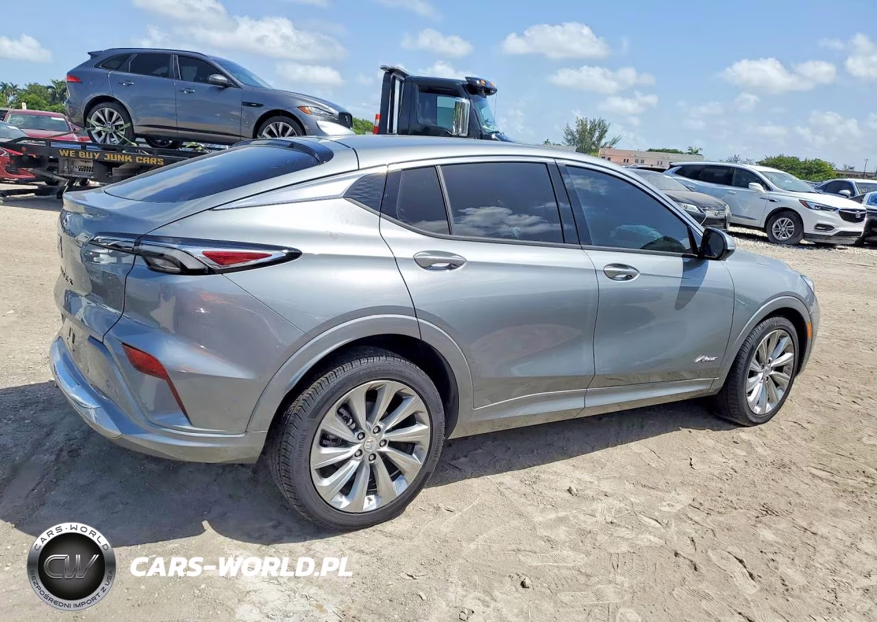 2025 Buick Envista Avenir VIN:KL47LCEP2SB174263 - 3