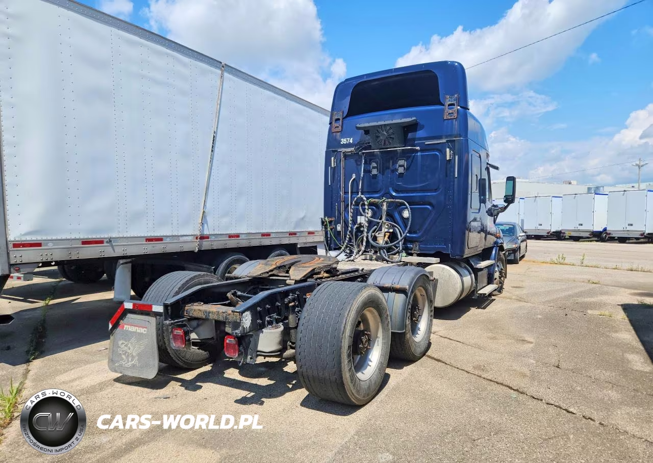 2017 Freightliner Cascadia 113 VIN:3AKJGHDV8HSHL9194 - 3
