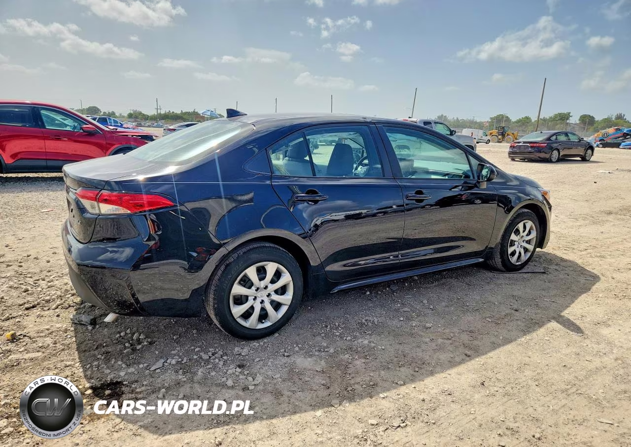2026 Toyota Corolla Le VIN:5YFB4MDE2TP467943 - 3