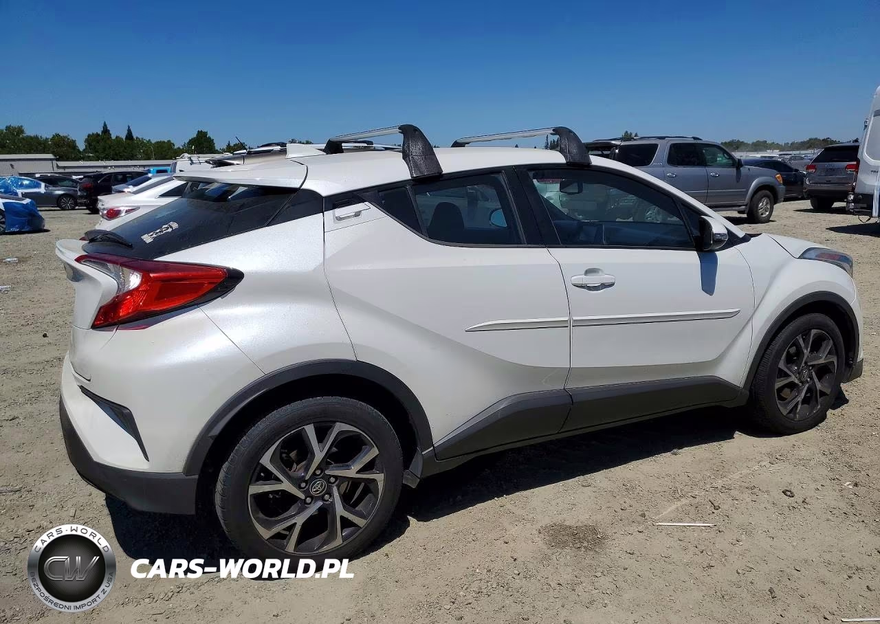 2018 Toyota C-Hr Xle Premium VIN:NMTKHMBXXJR054325 - 3
