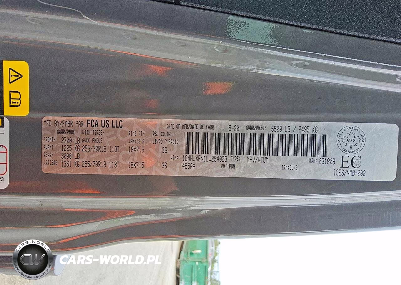 2020 Jeep Wrangler Unlimited Sahara VIN:1C4HJXEN1LW294023 - 13