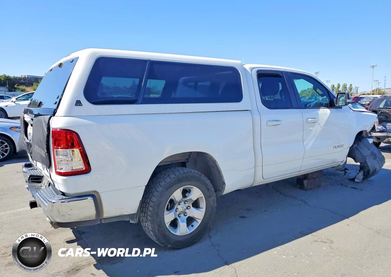 2022 Ram 1500 Big Horn-Lone Star VIN:1C6RREBT3NN329102 - 3
