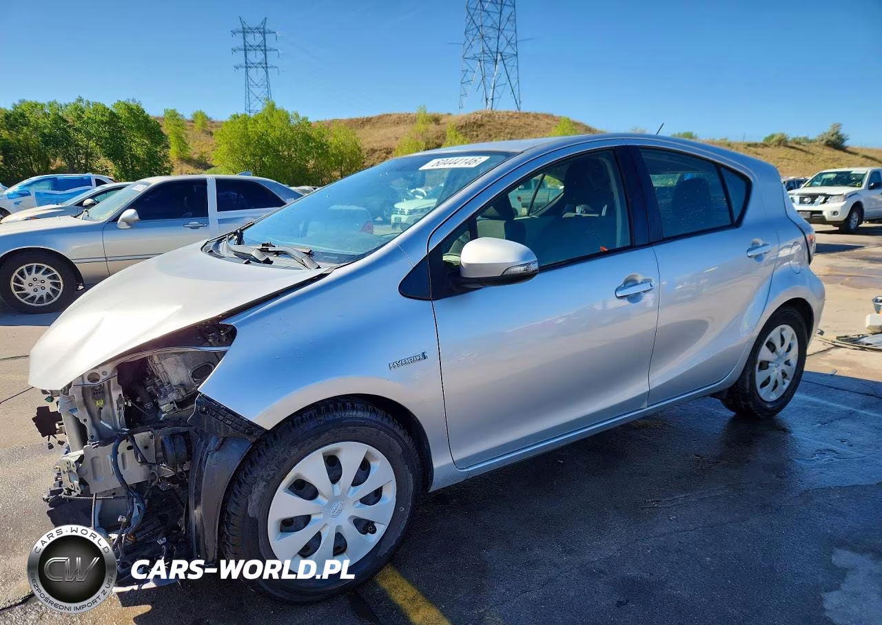 2013 Toyota Prius C Two