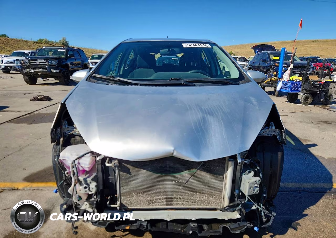 2013 Toyota Prius C Two VIN:JTDKDTB38D1548995 - 5