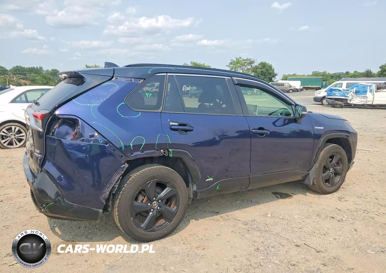 2021 Toyota Rav4 Xse VIN:JTME6RFV4MJ005682 - 3