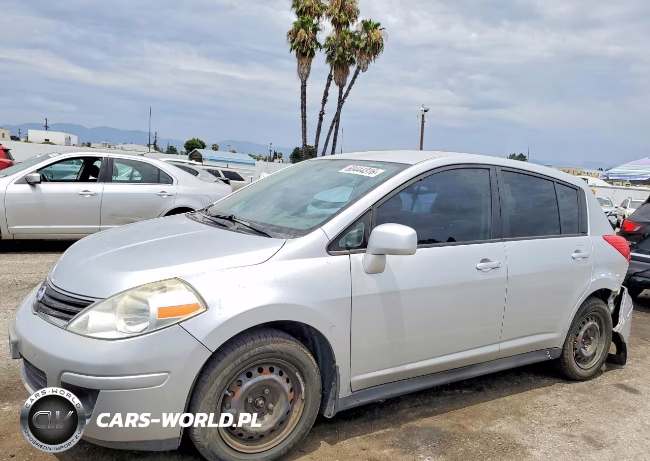 2012 Nissan Versa S-Sl – zdjęcie 1 z 12