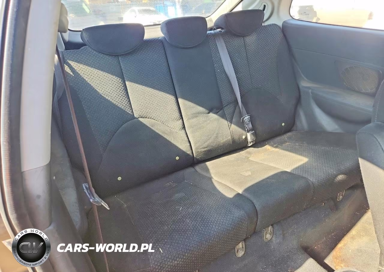 2008 Hyundai Accent Gs VIN:KMHCM36C98U060668 - 10