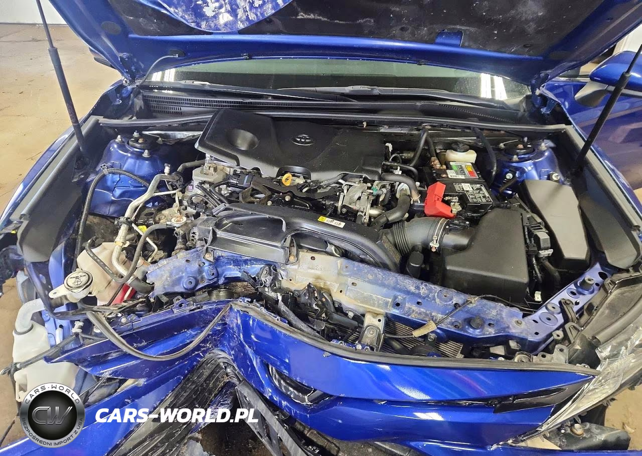 2018 Toyota Camry Le VIN:4T1B11HK1JU502216 - 11