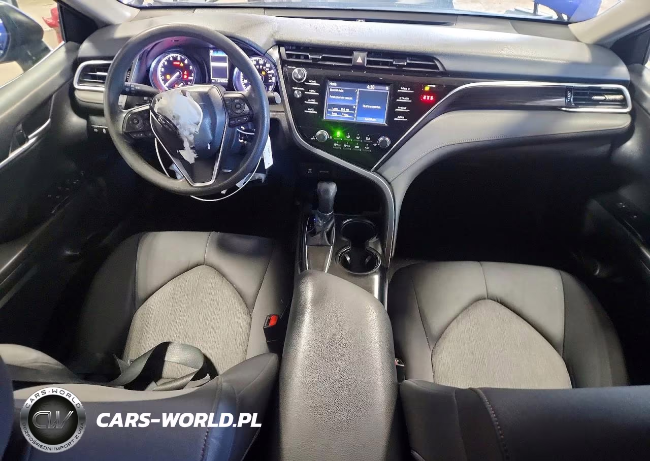 2018 Toyota Camry Le VIN:4T1B11HK1JU502216 - 8