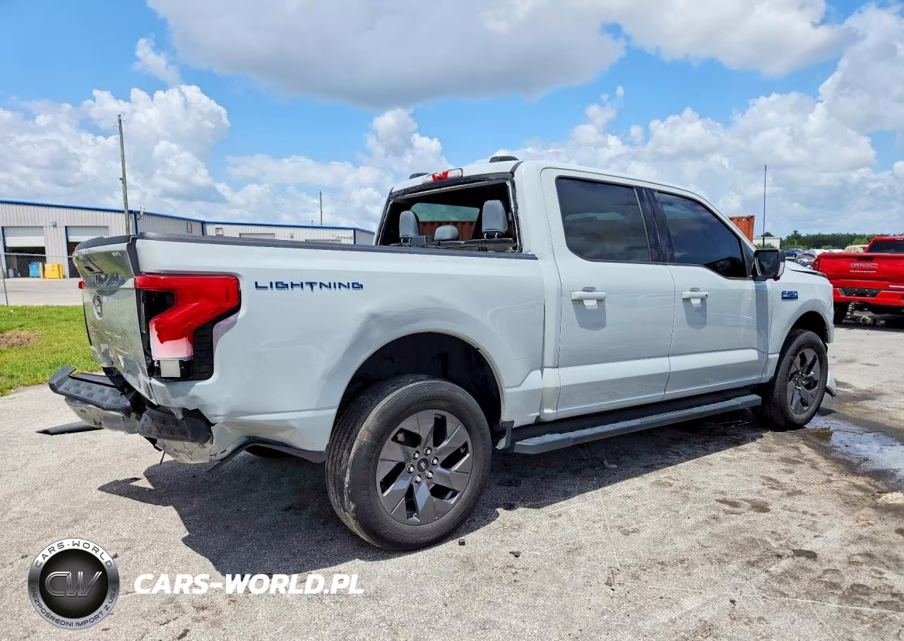 2024 Ford F150 Lightning Xlt VIN:1FT6W3L79RWG06443 - 3