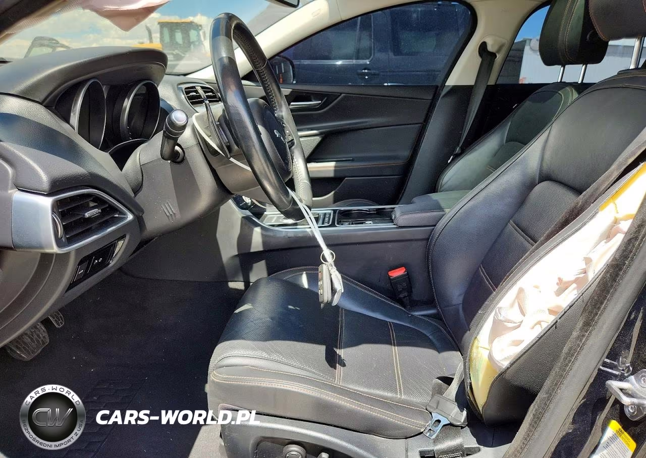 2017 Jaguar Xe Prestige VIN:SAJAK4BV0HA969478 - 7