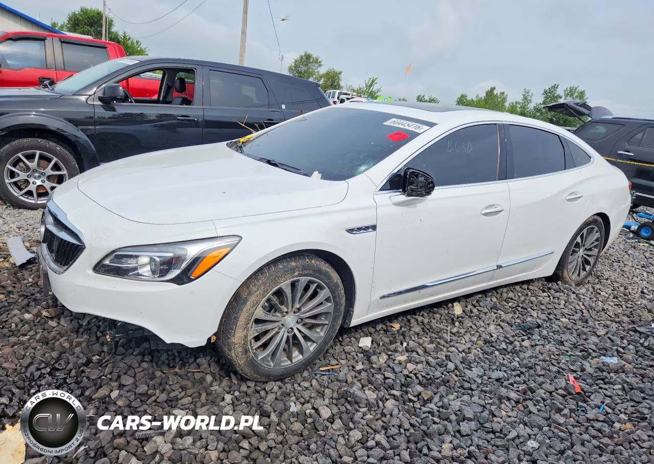 2018 Buick Lacrosse Essence – zdjęcie 1 z 12