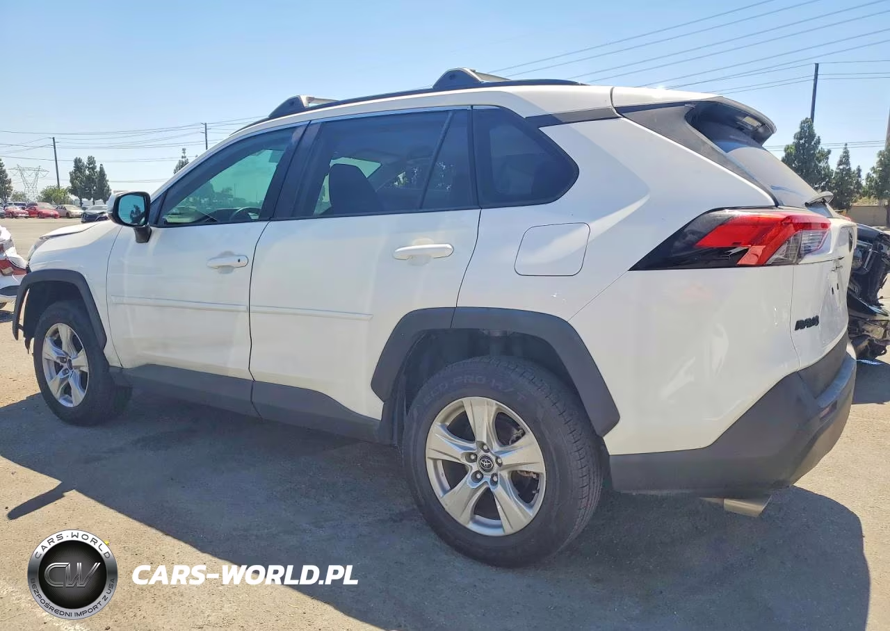 2020 Toyota Rav4 Xle VIN:2T3W1RFV2LC061995 - 2