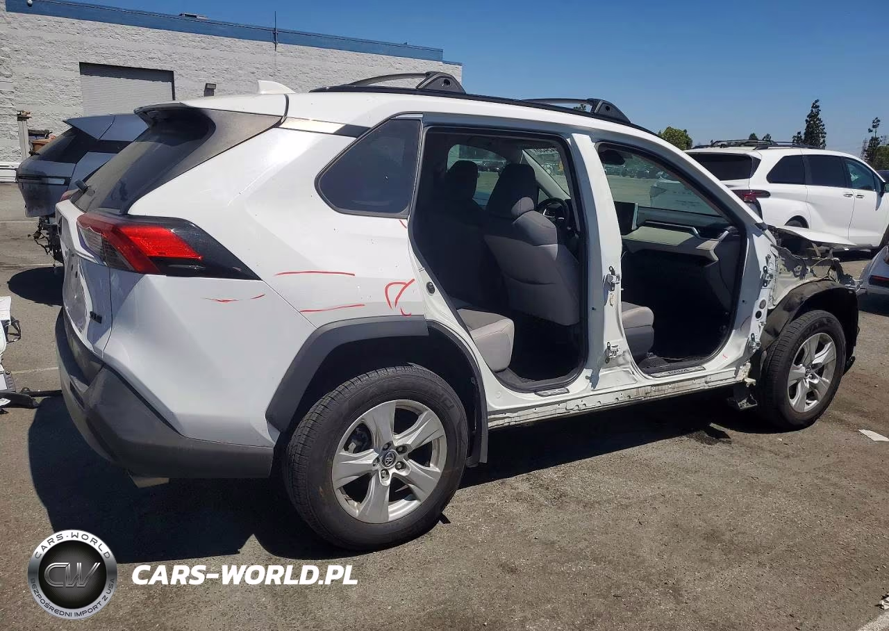 2020 Toyota Rav4 Xle VIN:2T3W1RFV2LC061995 - 3