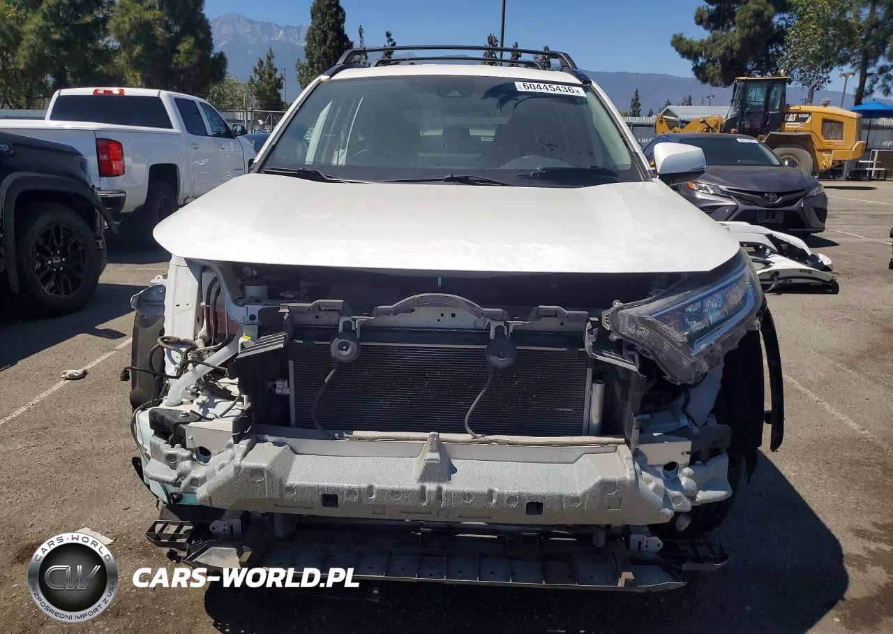 2020 Toyota Rav4 Xle VIN:2T3W1RFV2LC061995 - 5
