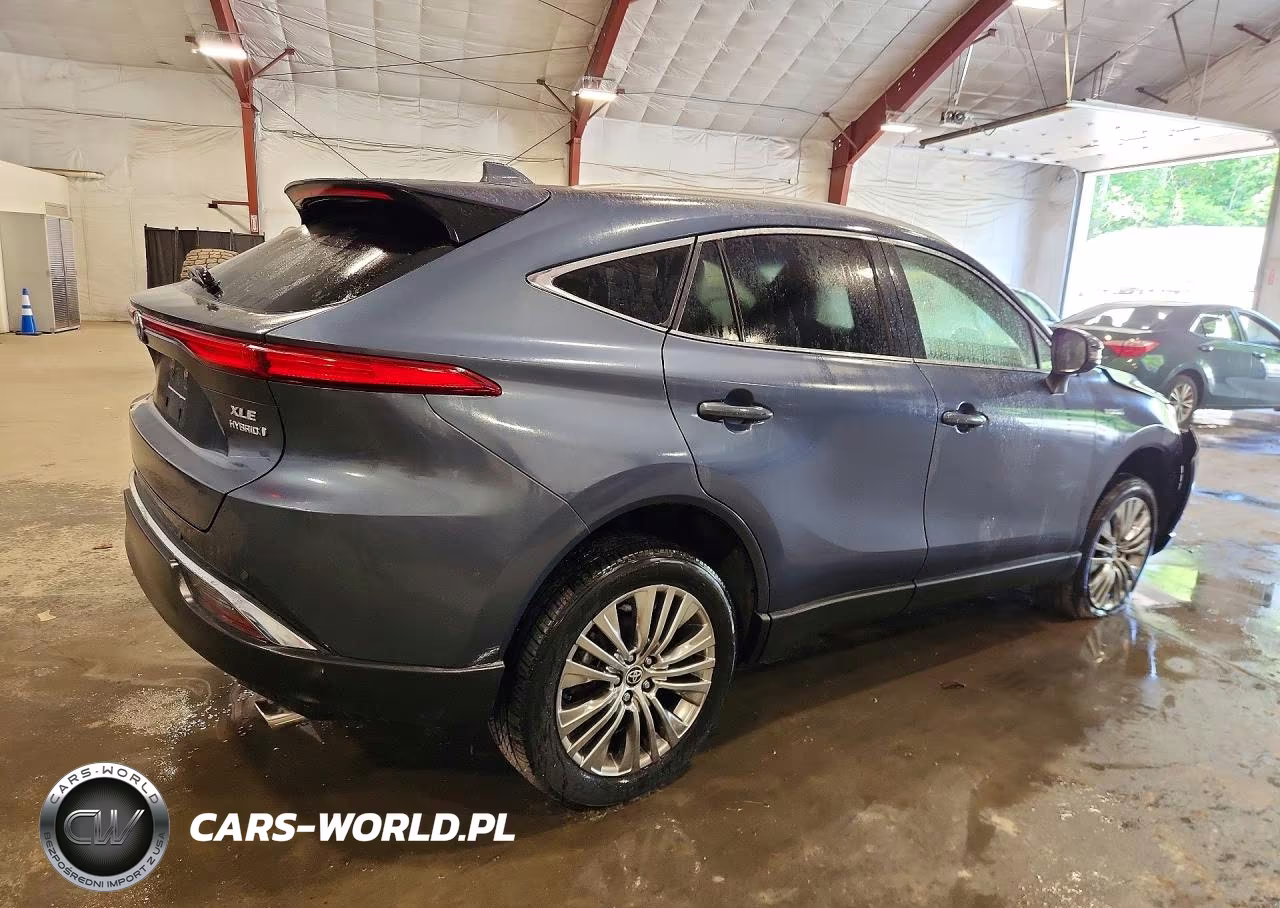 2021 Toyota Venza Xle VIN:JTEAAAAH2MJ072485 - 3