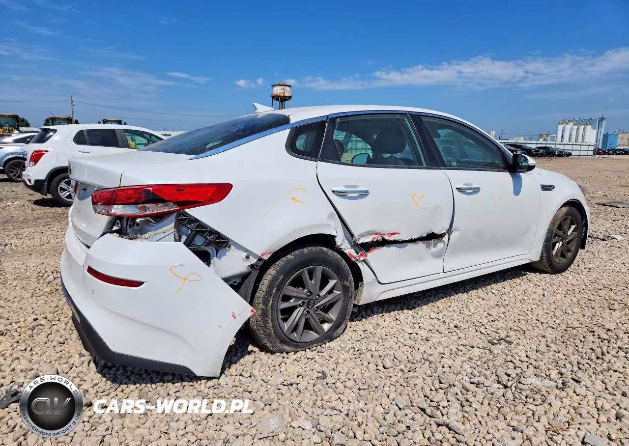 2019 Kia Optima Lx VIN:5XXGT4L37KG346115 - 3
