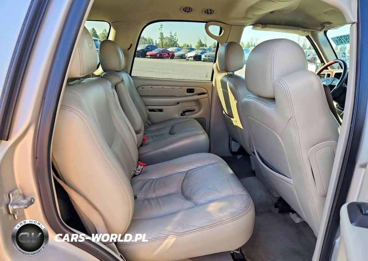 2006 Cadillac Escalade Luxury VIN:1GYEC63N76R116687 - 10